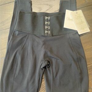 NWT Bombshell sportswear cincher leggings